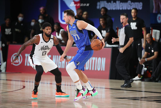 受瞩目的冬 受瞩目的冬