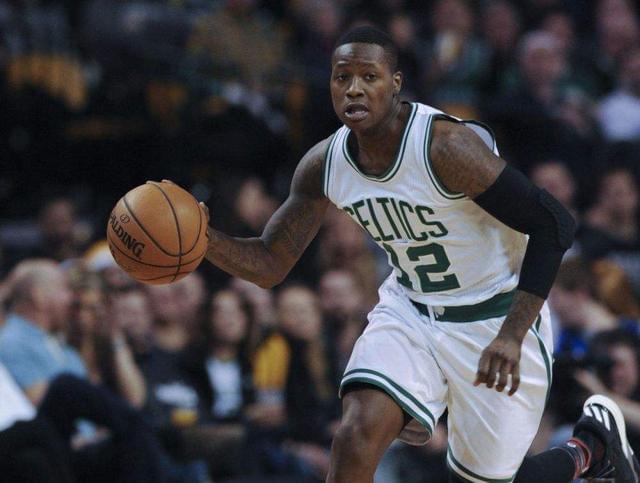 朝着詹姆斯 朝着詹姆斯